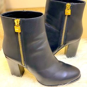 Michael Kors Ankle Bootie